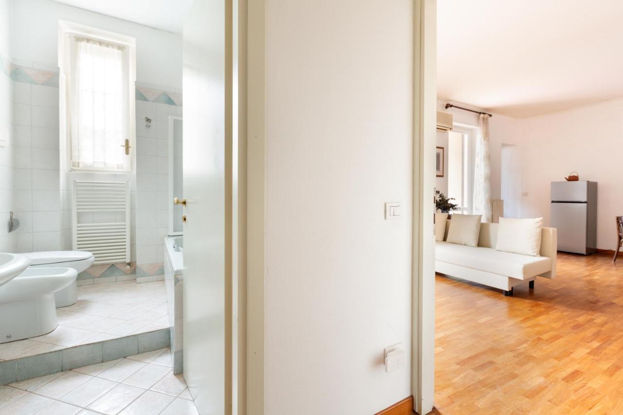 Cozy Apt With Balcony - Porta Romana District 밀라노 외부 사진